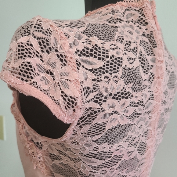 ENTRY Blush Lace Midi - Picture 3 of 9